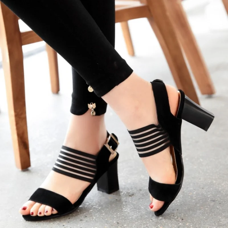 Натуральная Толстые со пряжки повязку сандалии обувь Большие размеры | Обувь