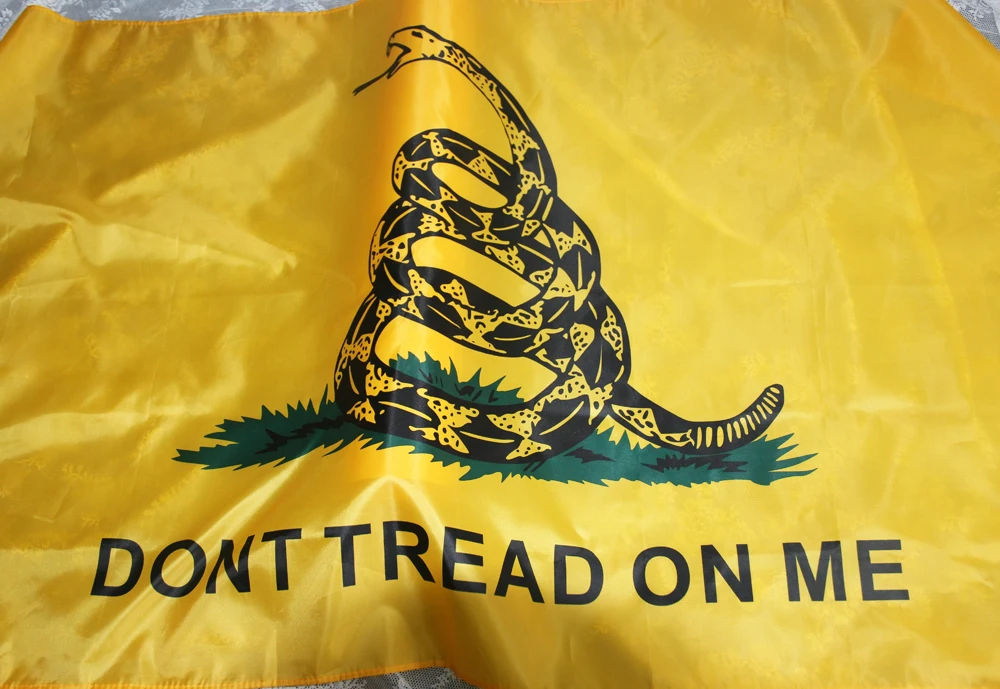 3x5 футов Gadsden не протекать на меня Culpepper Гремучая змея устойчивая к УФ выцветанию холст заголовок и двойной сшитый Delaware де флаги