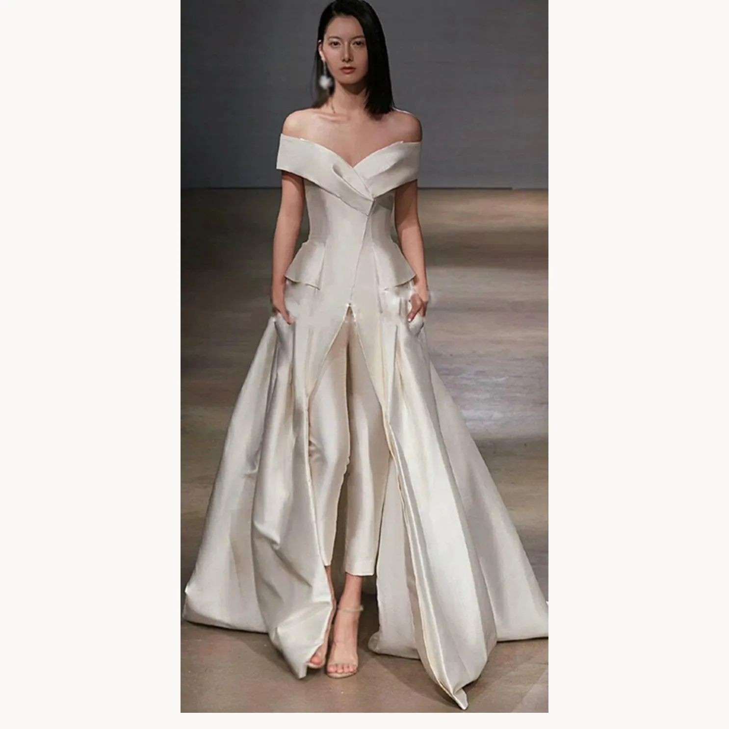 Модное женское платье с открытыми плечами повседневное Белое Облегающее длинное