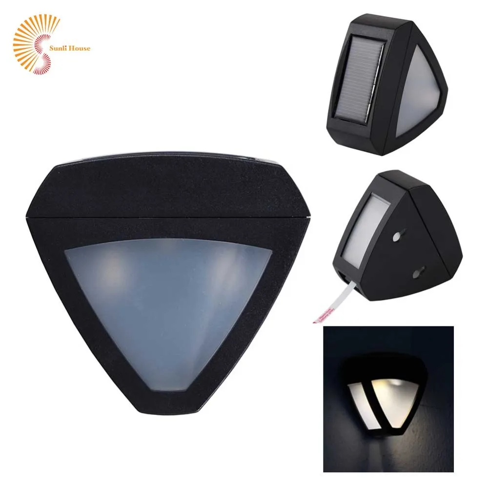 Светодиодный настенный светильник на солнечных батареях уличный для коридора