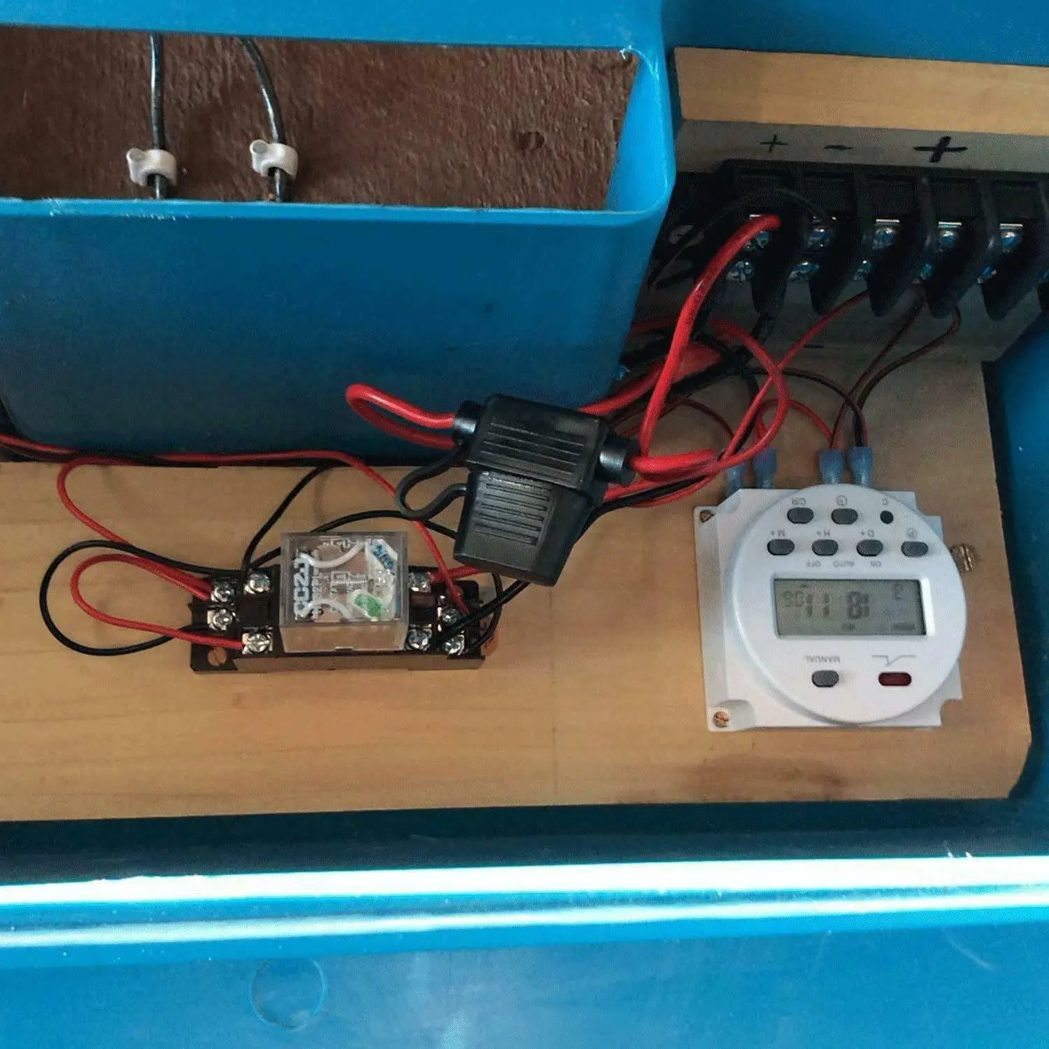 12 Калибр ATC/ATO AWG 30A Встроенный держатель предохранителя ATC и 30 Ампер
