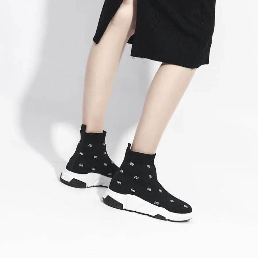 Женские ботинки Martin из эластичной ткани на весну и осень универсальные черные в