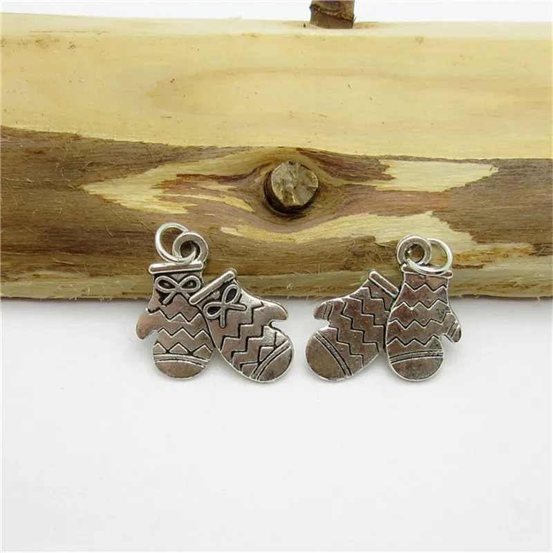

75PCS (17*16mm )Antique Silver Gloves Charm alloy pendant fit European Bracelets Necklace DIY Metal Jewelry Making
