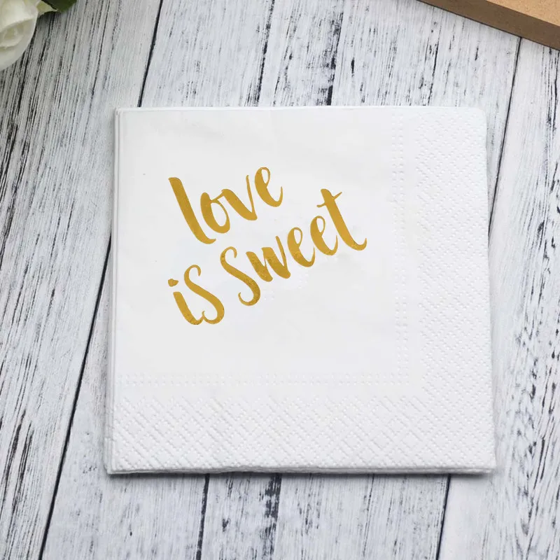 Купить Белый и золотой «Love Is Sweet' напитки и коктейльные салфетки, 50 шт, 12 ''W X 12'' L Свадьба/помолвка/украшение на годовщину