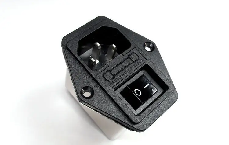 Фильтр источника питания переменного тока с переключателем и предохранитель 6 А