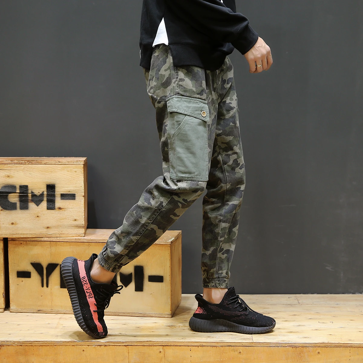 3 new men's Multi Pocket camouflage casual pants, Japanese casual pants, men's large yards, 9196-P65 no less than 80
3 new men's Multi Pocket camouflage casual pants, Japanese casual pants, men's large yards, 9196-P65 no less than 80