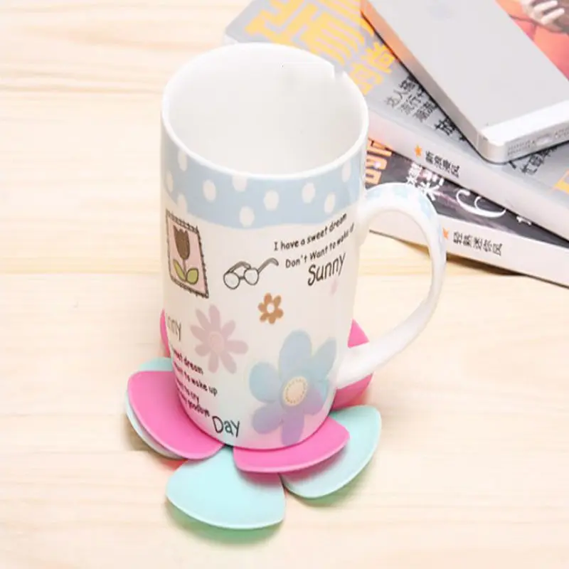 Набор креативных силиконовых подстаканников в форме цветка и чайных 4 шт.