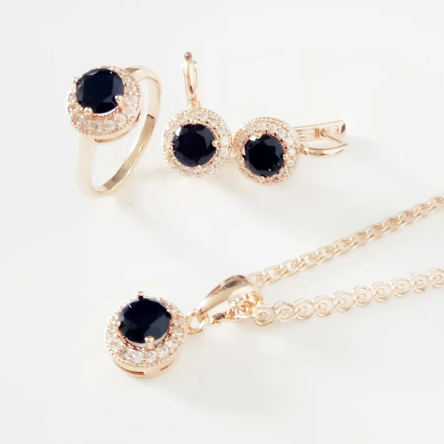 Комплект свадебных украшений для невесты ювелирное изделие цвета розового