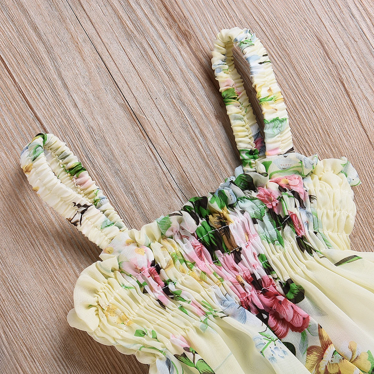 Шифоновое платье на бретельках с цветами для новорожденных 2018 г. желтое