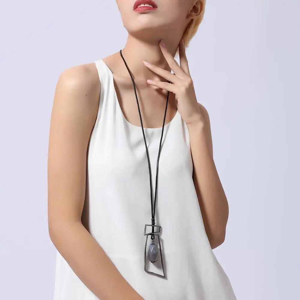 Длинное ожерелье крупные ювелирные изделия Женские кулоны Чокеры для женщин