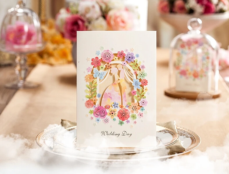 

30PCS/LOT CW5066 Wedding Invitation Card Laser Cut Flower Wedding Couple