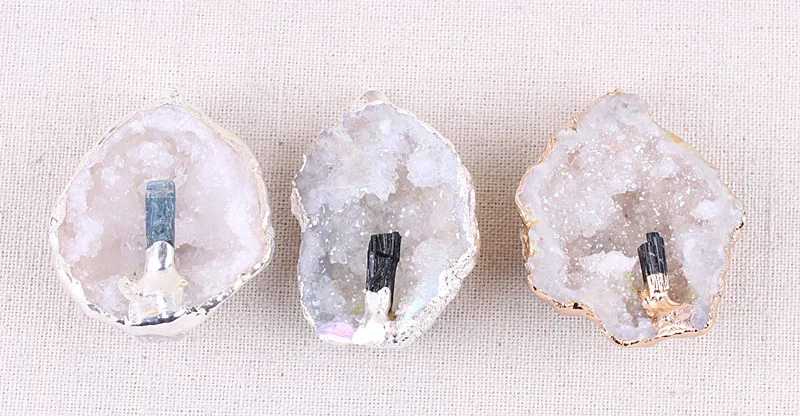 1 шт. Geode персонализированные неправильной формы Рок Кристалл инкрустация Кристалл Geode кулон Модные ювелирные изделия