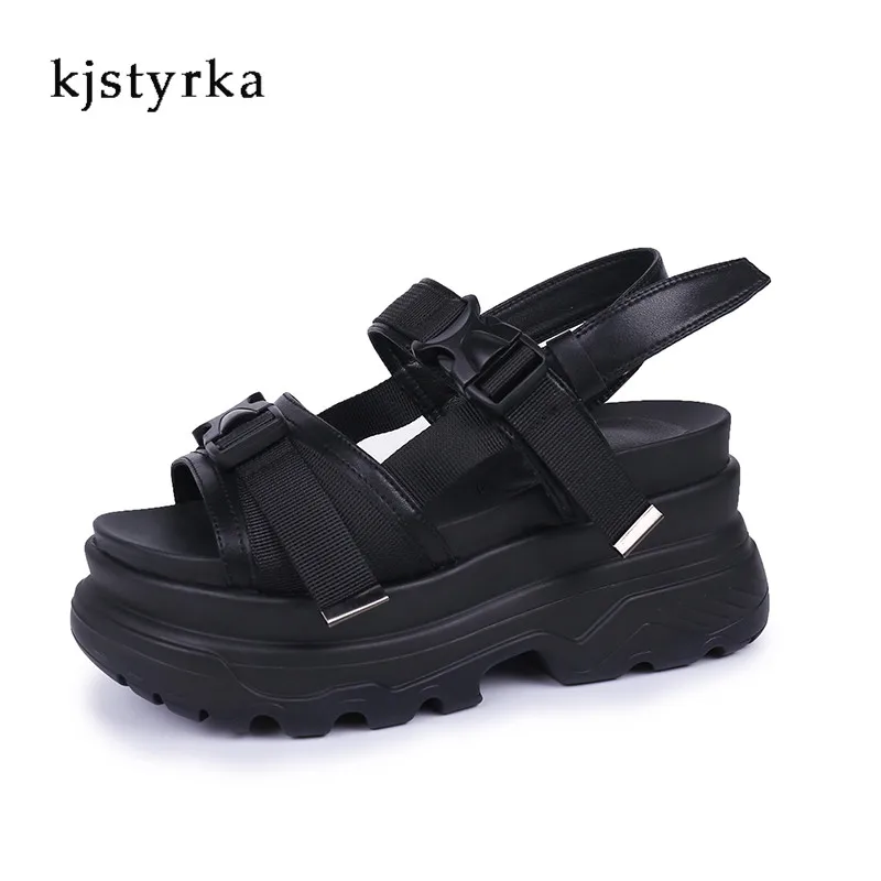 Kjstyrka/модные женские летние босоножки на танкетке; шлепанцы на толстой платформе; Женская прогулочная обувь; zapatillas chinelo sandalia - Цвет: Черный