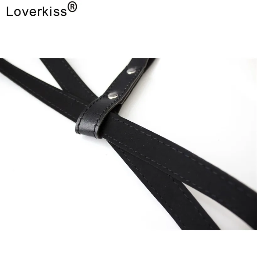 Бюстгальтер Loverkiss с открытым бюстом завязывается на шею манжеты БДСМ секс-игры