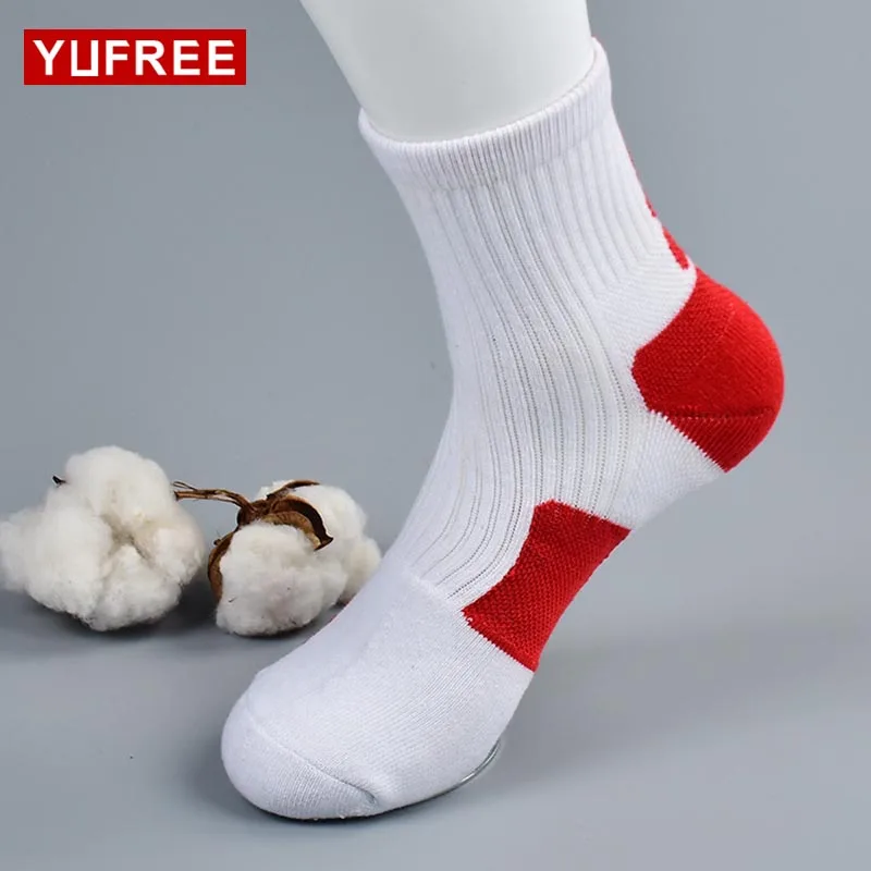 Yufree 2017 Для Мужчин's Повседневное Носки для девочек одноцветное Цвет высокое