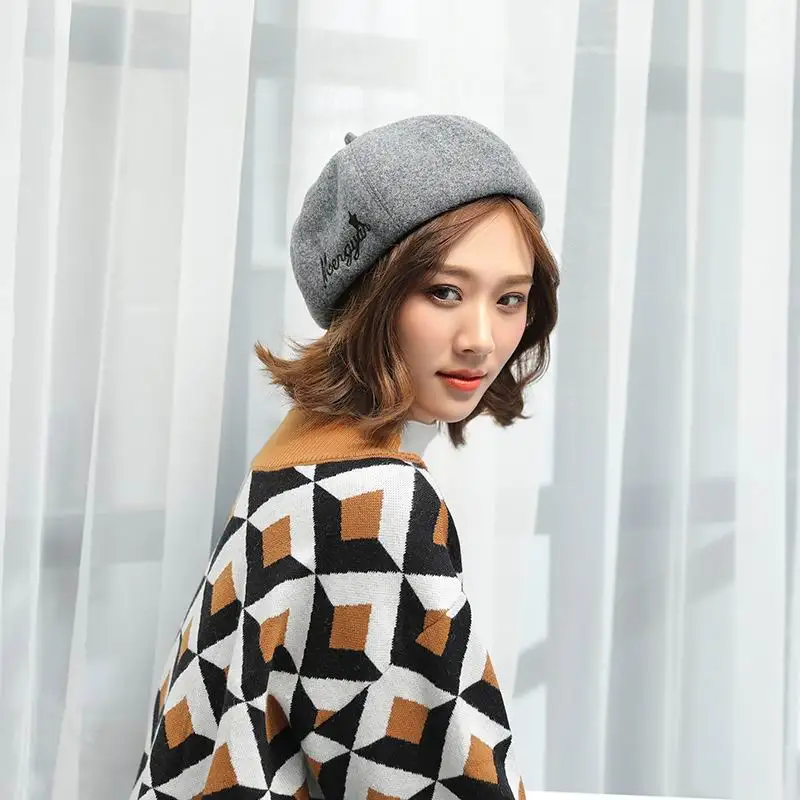 

GBCNYIER Berets Female New Year Gift Autumn And Winter Fashion Casual All-Match Octagonal Cap Fashion Cute Outdoor Hats