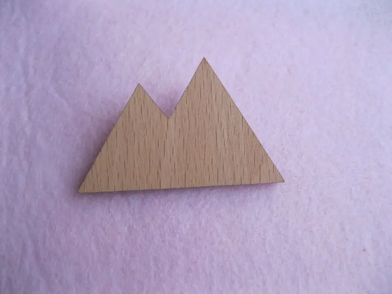 Деревянные броши в стиле двойные горы | Украшения и аксессуары