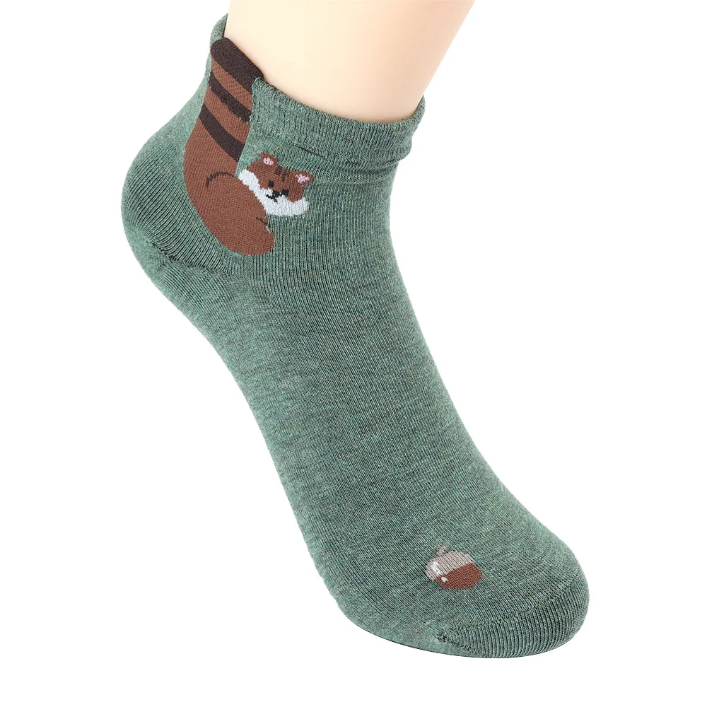 green Модные женские короткие носки с милым рисунком животных, енота, медведя, Зимние Повседневные Удобные хлопковые носки - Цвет: green
