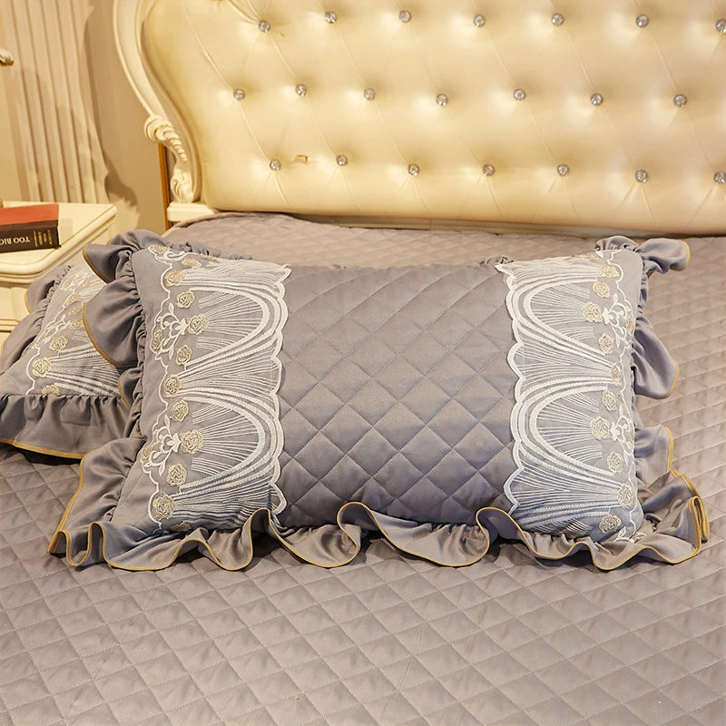 

Luxury Gray Blue Beige Pink 100% Cotton Sanding Thick Quilting Lace Embroidery Bed Skirt Bedspread Pillowcases 3pcs Bedding Set