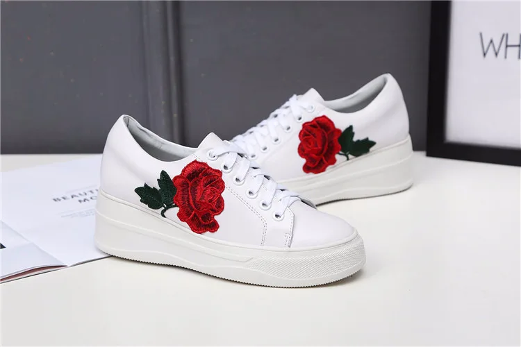 Новый суб-вышивка Национальный стиль для увеличения удобные Для женщин обувь в