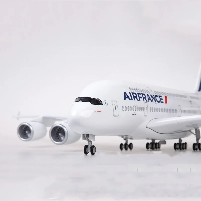 1/160 масштабная модель полученная литьем под давлением самолет Airbus A380 Air Франция авиакомпания Модель W светодиодный свет и колесо высокого качества Смола Коллекция самолетиков