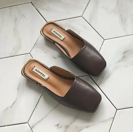 Коричневый Женская обувь; шлепанцы без задника в горошек; zapatos mujer; коллекция года; сезон лето; модные шлепанцы с квадратным носком; тапочки с закрытым носком; лоферы; цвет черный, белый - Цвет: Коричневый