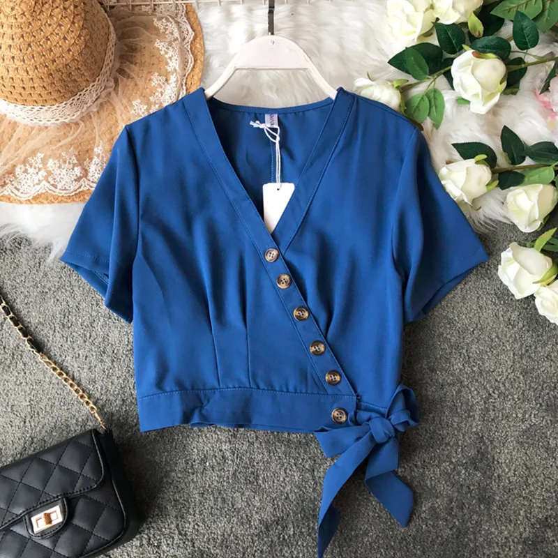 Белая женская рубашка с коротким рукавом и V-образным вырезом | Женская одежда