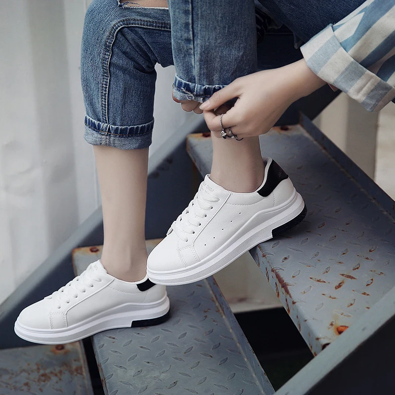 Кроссовки женские на платформе Вулканизированная подошва шнуровке обувь