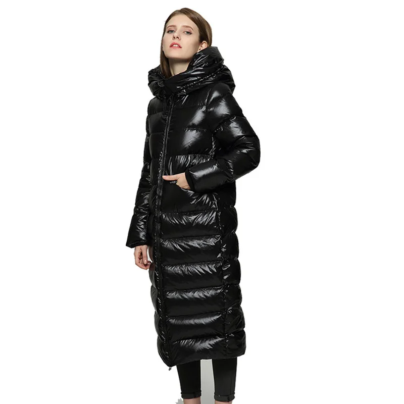 Женская длинная куртка пуховик на утином пуху Толстая теплая Длинная зимняя с