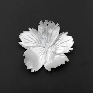 50 шт в наборе, новинка; Комплекты для мамы из ювелирные изделия из жемчуга белого Швабра стеклянные бусы Резные нерегулярный, свободной формы с цветочным верхом, просверленные фокальные шарики Подвески