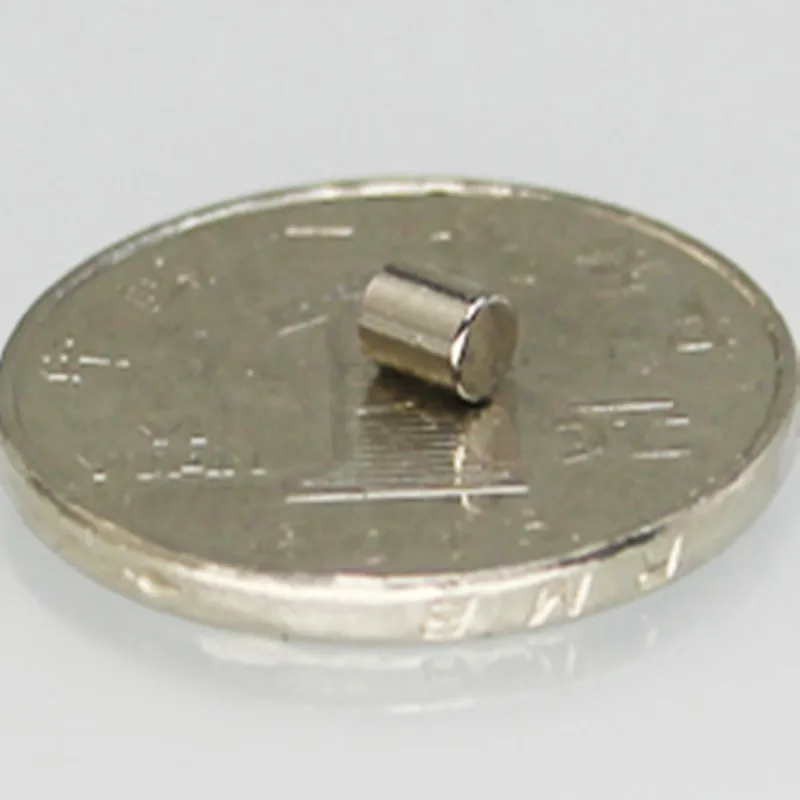 100pcs Neodymium magnet 3x3 mm Rare Earth small Strong Round permanent 3*3mm fridge Electromagnet NdFeB nickle magnetic DISC |