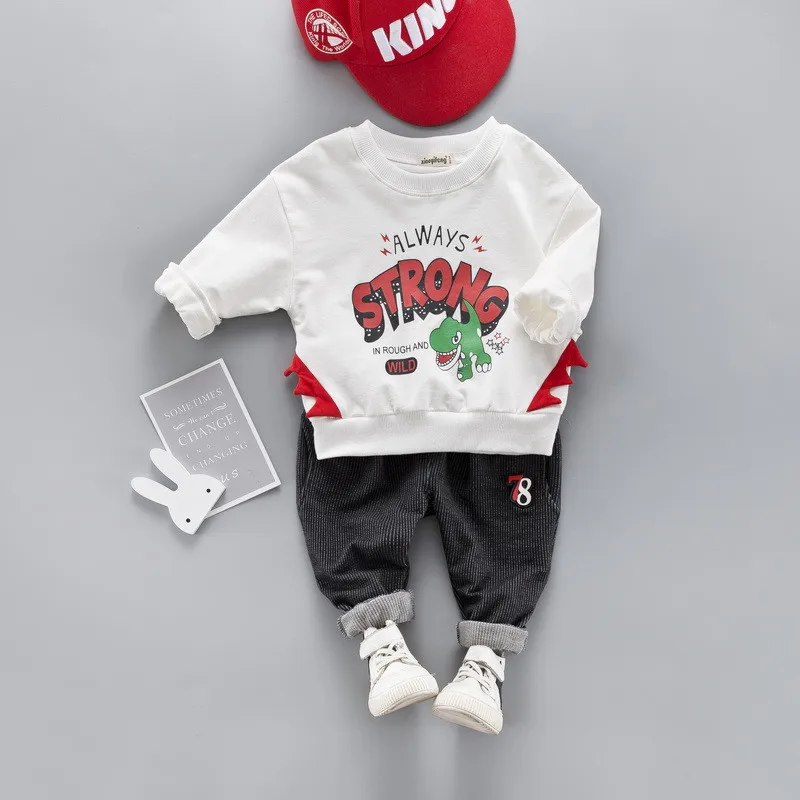 Комплект одежды для мальчиков и девочек модный детский костюм с героями