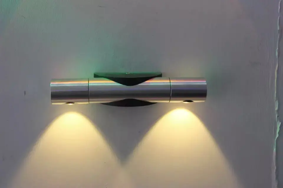 2018 лучшие модные светодиодные лампы Rohs Ce Emc новый дизайн точечные светильники 10