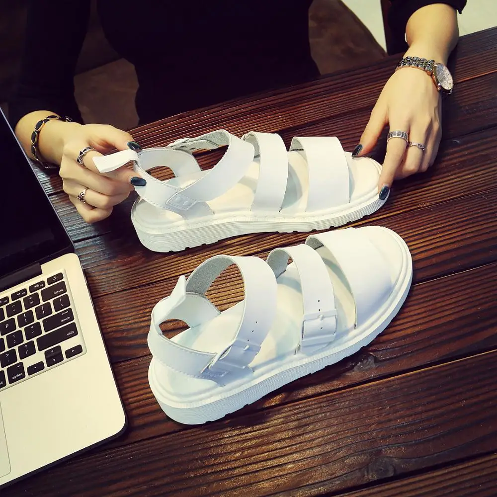 Босоножки женские на плоской подошве повседневные сандалии гладиаторы цвет