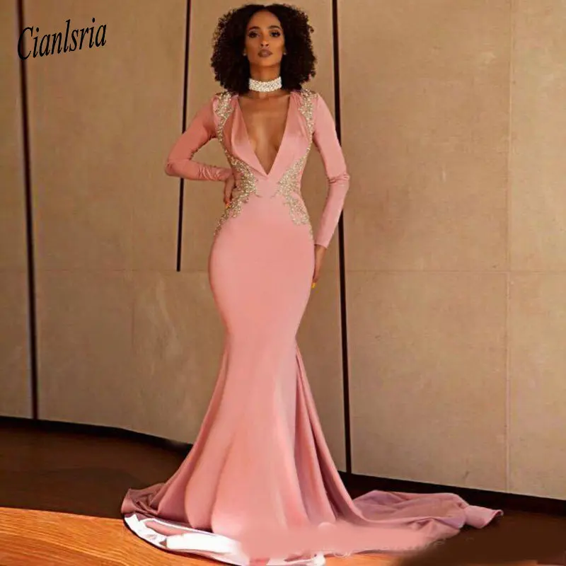 Женское вечернее платье с юбкой-годе розовое золотистой вышивкой аппликацией