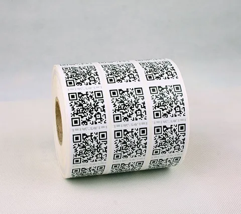 Индивидуальная печать 1000 шт. наклеек с QR-кодом. Клейкая этикетка, черно-белая цветная печать, есть больший размер на выбор