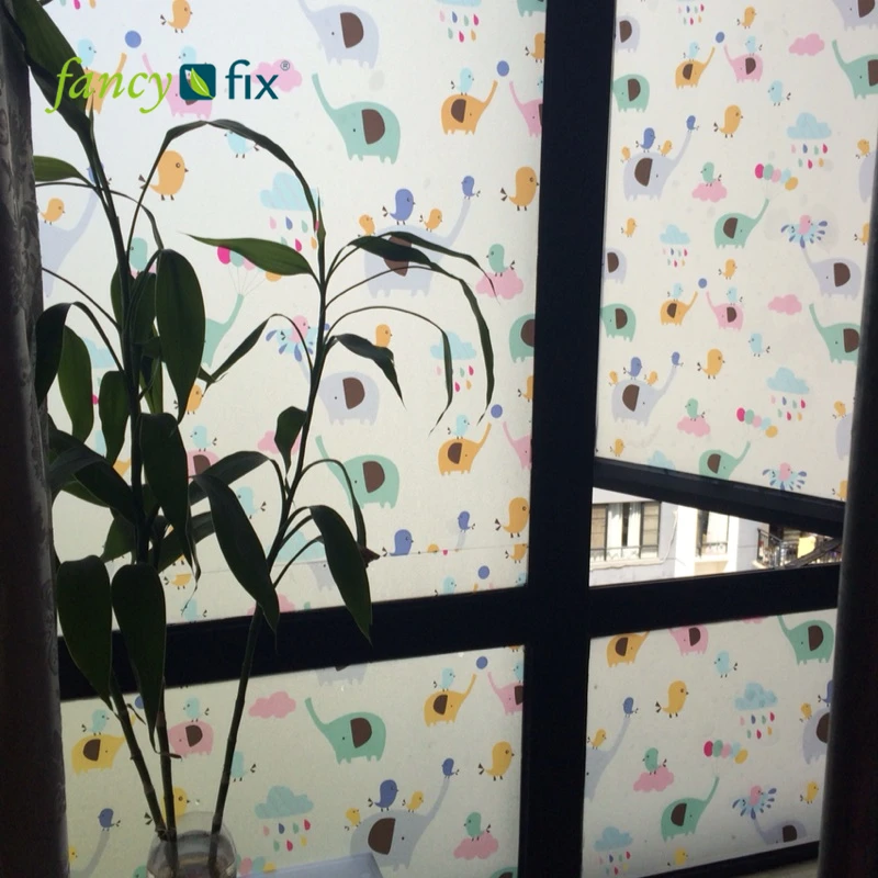 Необычная декоративная пленка для детской комнаты в детском саду матовая