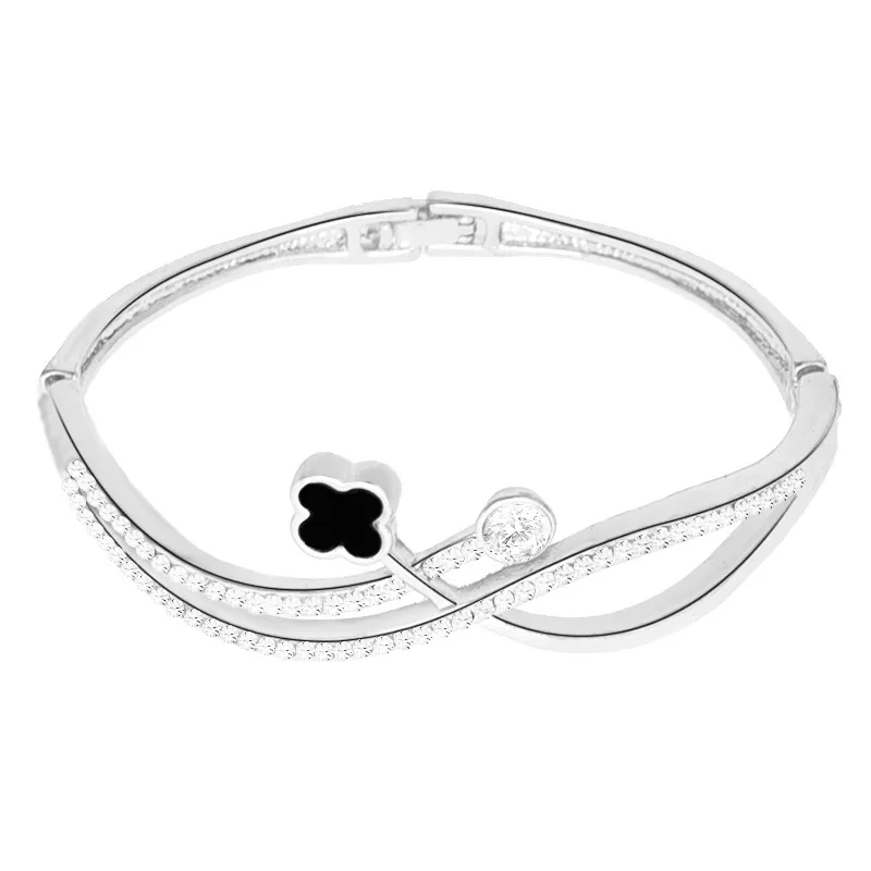 Новое поступление ювелирные изделия четыре листа клевера браслет Европа и