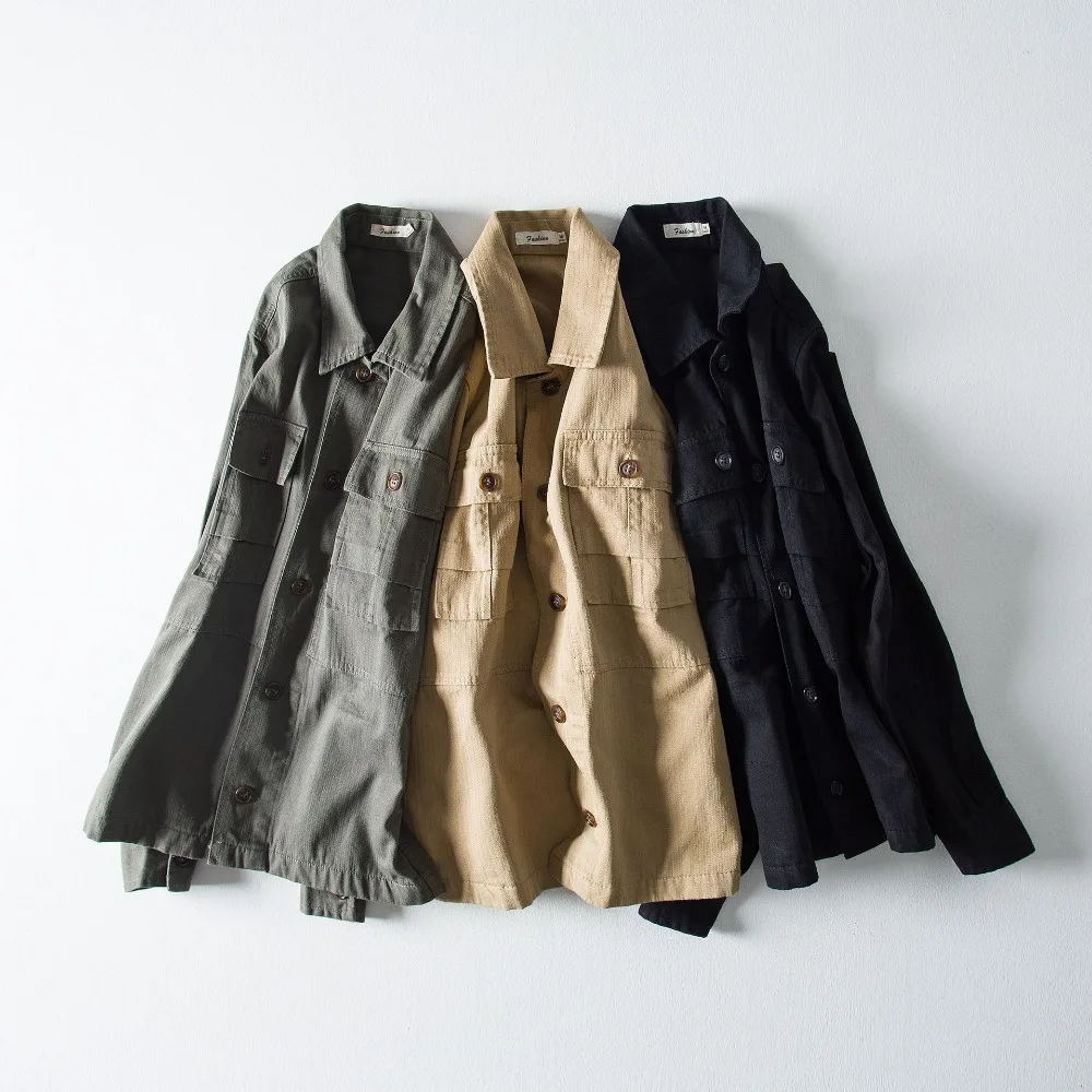 Мужская приталенная куртка с отложным воротником и длинным рукавом в стиле