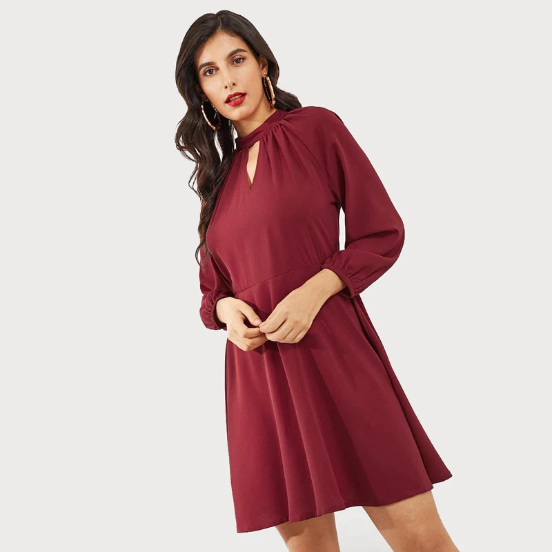 Сексуальное платье трапеция с бордовым бантом для женщин 2018 однотонное мини выше
