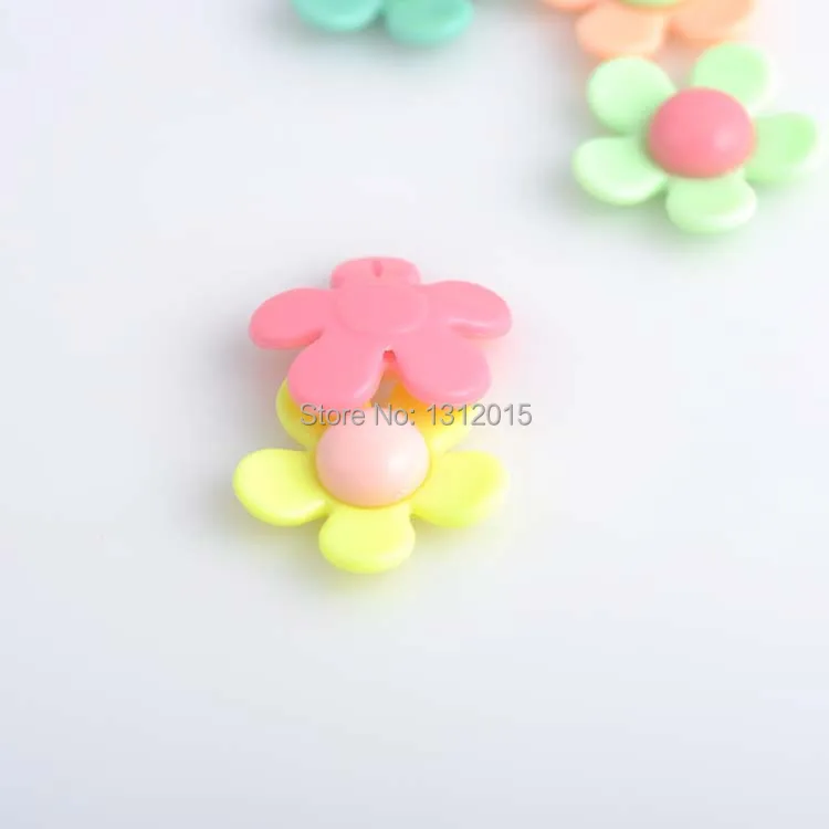 Оптовая продажа акриловые бусины счастливого цвета с отверстиями Цветочные