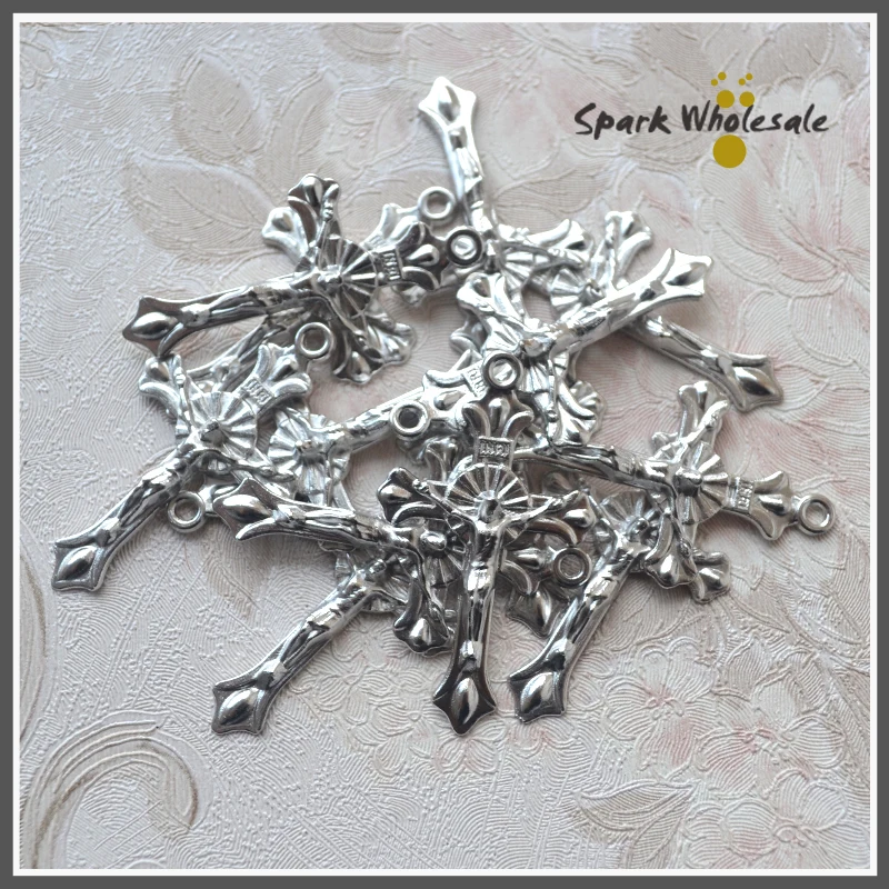 

100pcs/lot Wholesale Catholic Jesus Crucifix Pendant Metal Cross for Rosary Jewelry Findings Holy Alloy Cross Pendants