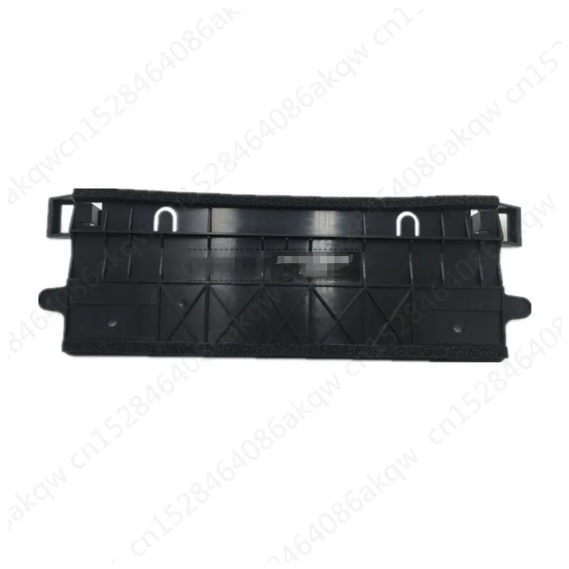 

High brake light bracket Suitable for 2001Fo rdF ocu sMo nd eo2009 High brake light fixing bracket Brake light base Lamp holder