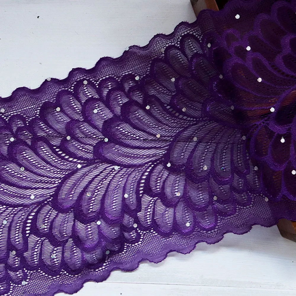 Лента из спандекса с вышивкой в виде кристаллов ширина 18 см | Дом и сад