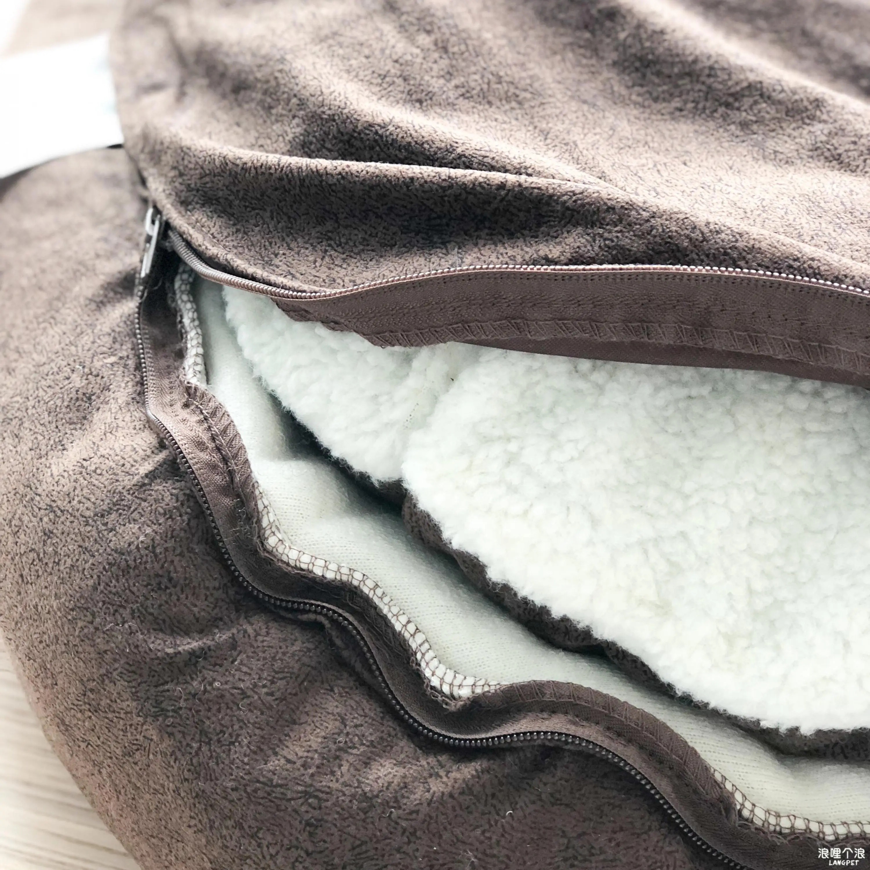 Съемные и моющиеся плюшевые кровати для собак роскошные маленьких/средних домик