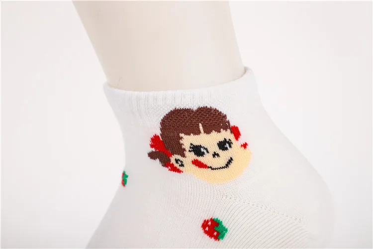 Cartoon fujiya fruit print socks peko poko strawberry banana peach pineapple cute funny women cotton sock spring autumn comfort