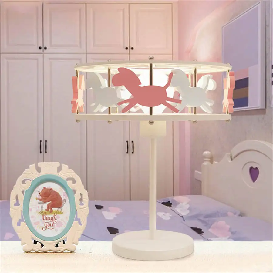 Мультфильм Merry-go-round детская настольная лампа спальня прикроватная домашний
