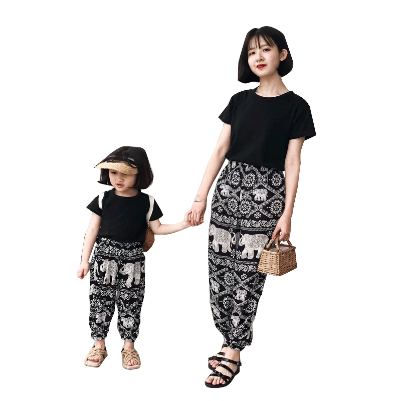 Одежда для мамы и дочки коллекция 2019 года одинаковые комплекты платья футболка