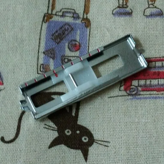 2PCS PFAFF SEWING MACHINE PRESSER FOOT LOCKING IOP BUTTONHOLE 98-694882-00 | Дом и сад