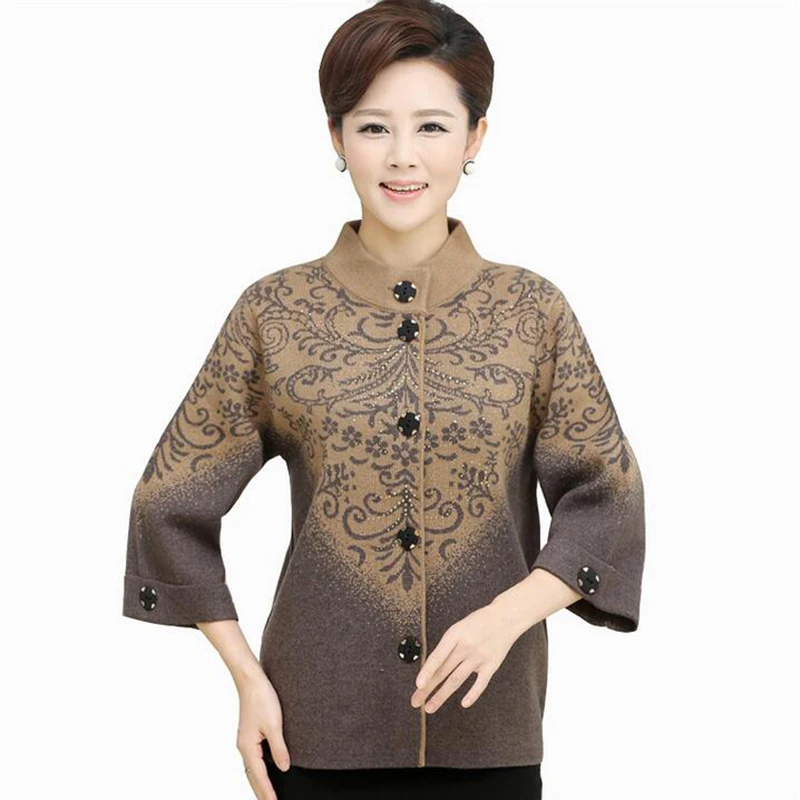 Новинка 2017 Осенний женский утепленный свитер верхняя одежда для мамы кардиган с